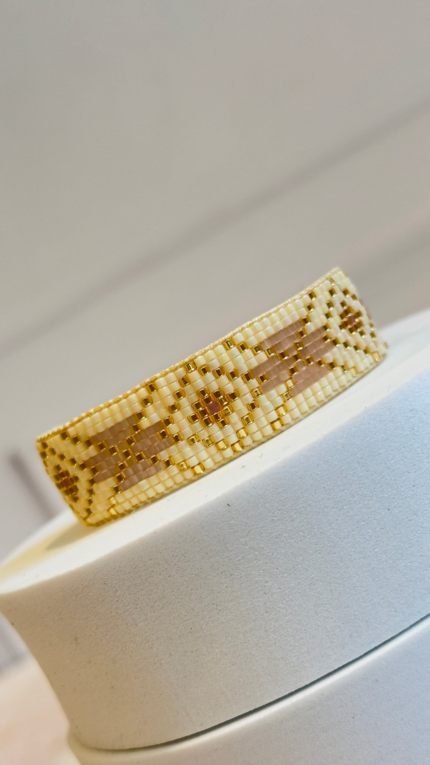 Pulsera Modelo Tribu