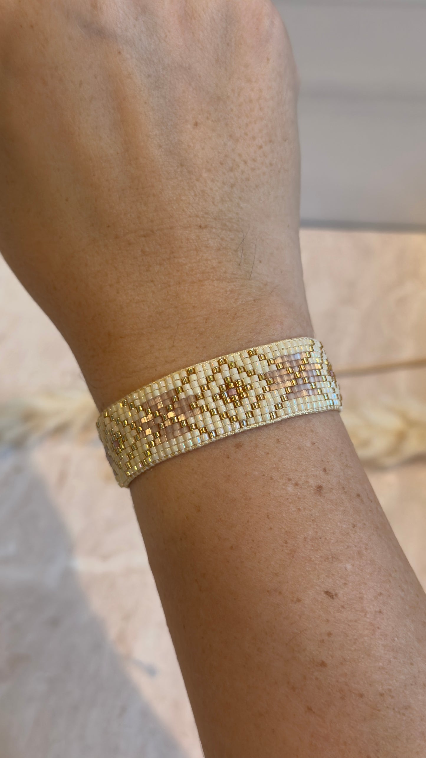 Pulsera Modelo Tribu