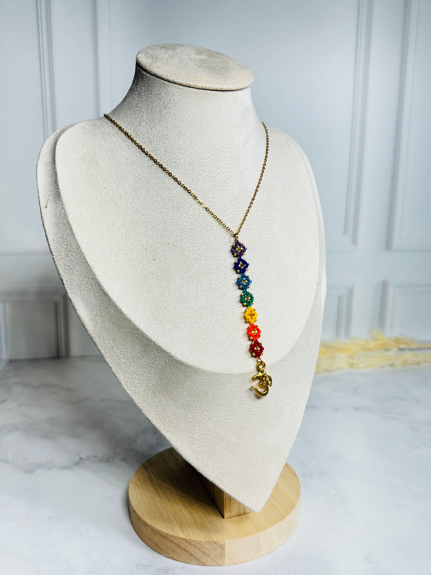 Collar corto Chakras - Amo