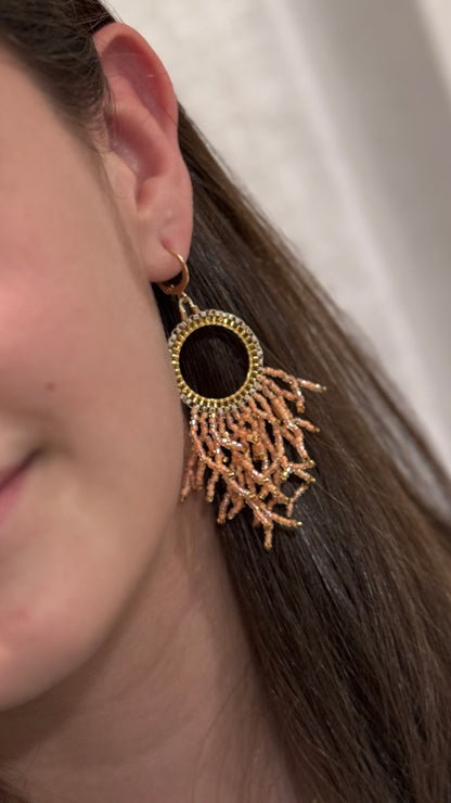 Aretes coral